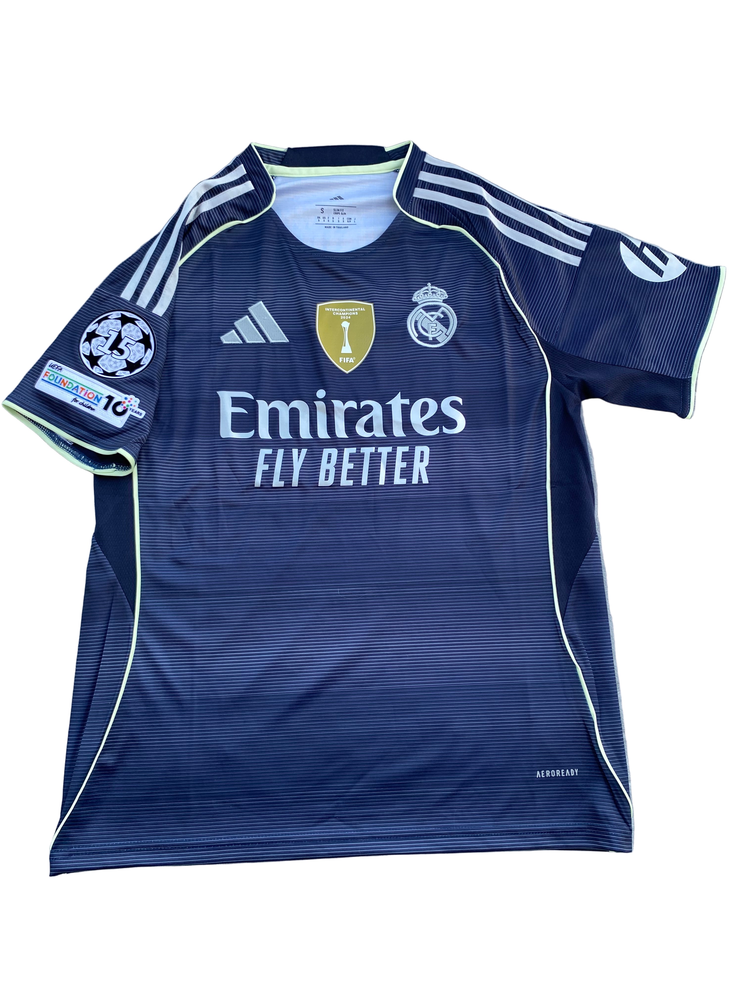 Real Madrid 25/26 Silver Away Kit 🏟️ | UCL Badge | Luxury Edition 👑