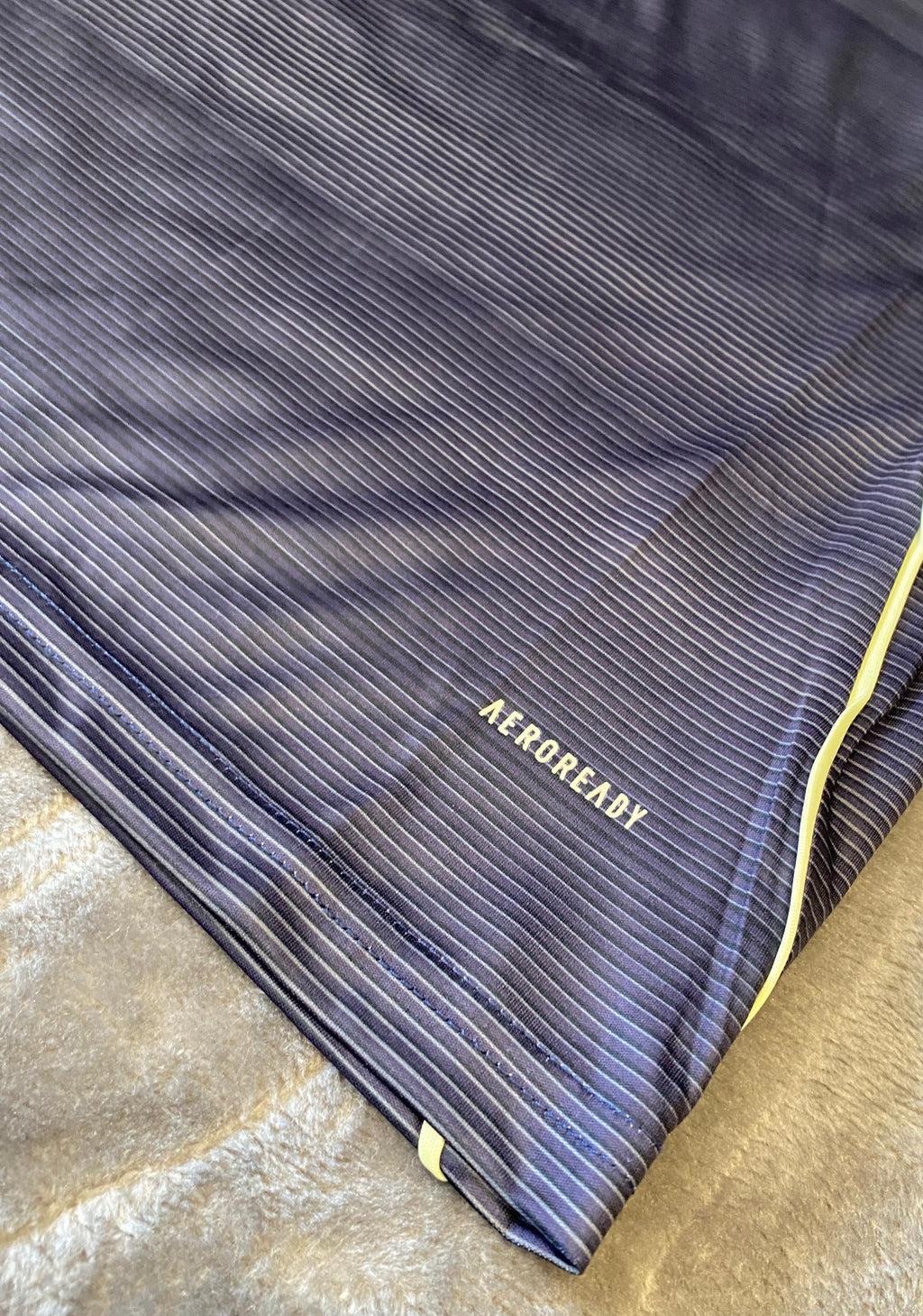 Real Madrid 25/26 Silver Away Kit 🏟️ | UCL Badge | Luxury Edition 👑